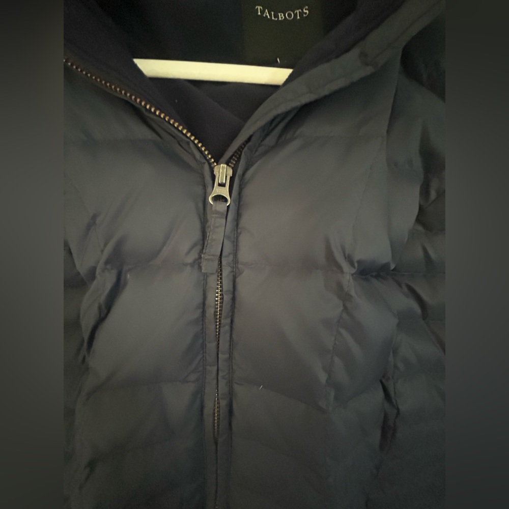 Talbots Navy Down Puffer Long Women’s Coat with Faux Fur Hood L Down lining - Picture 7 of 9